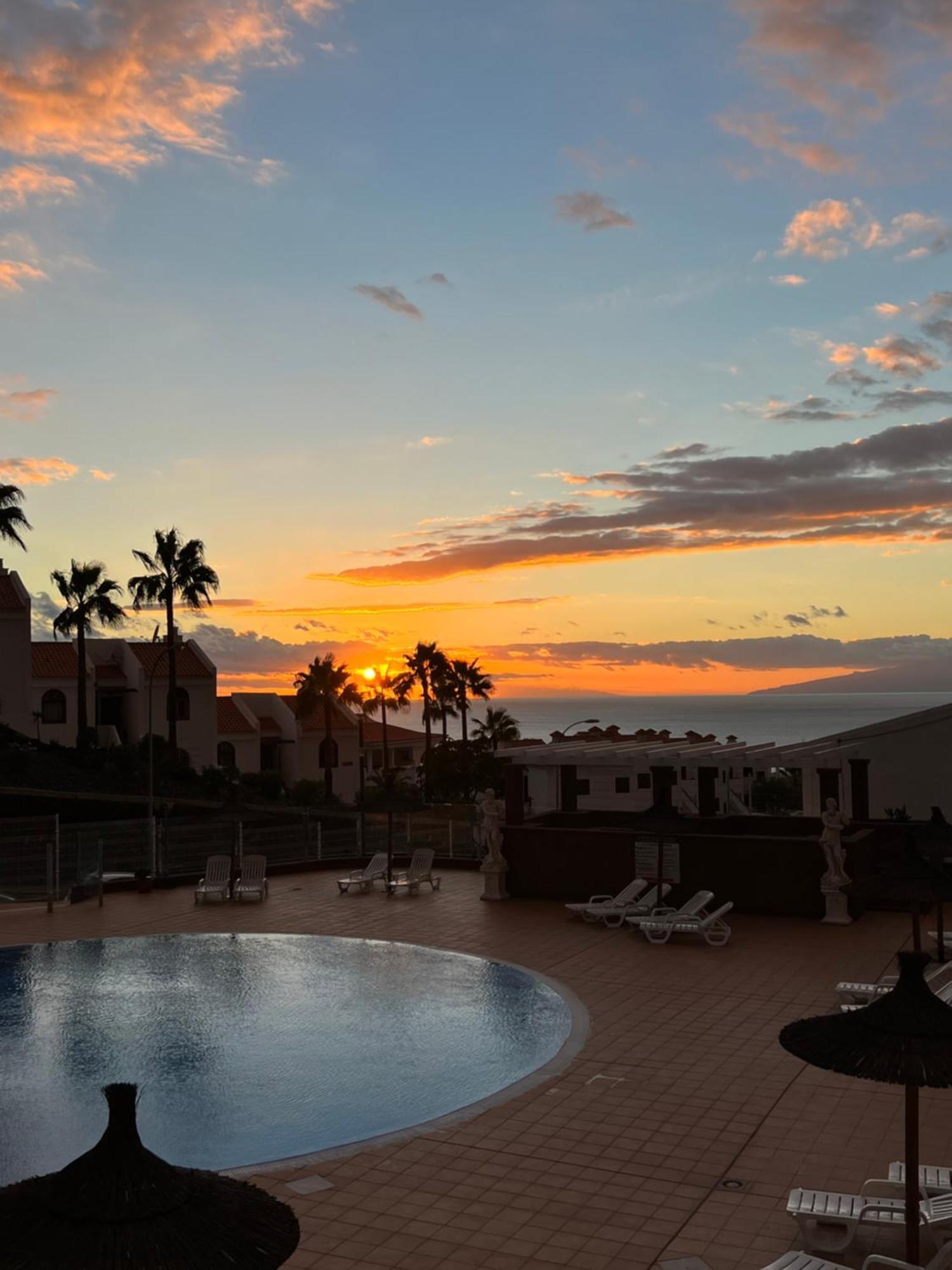 Adele Apartment Costa Adeje ภายนอก รูปภาพ